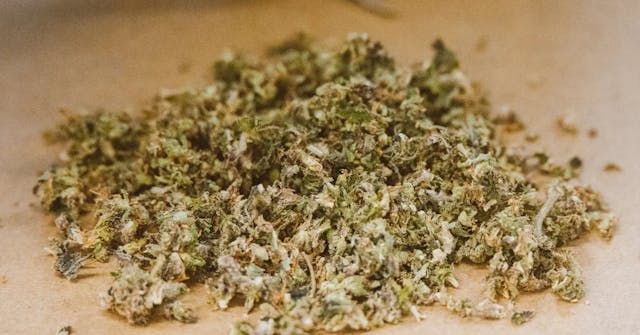 How To Decarb Weed: Decarboxylation Explained